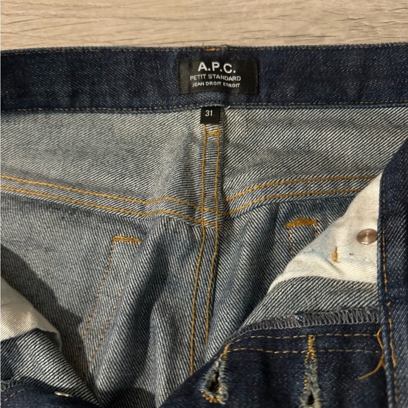 A.P.C Jeans - Picture 2 of 3